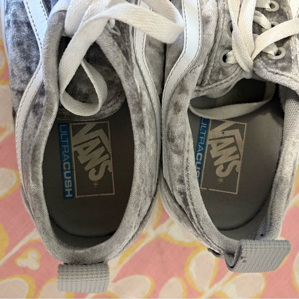 Vans Crushed Velvet Sentry Old Skool Sneaker - Picture 12 of 14